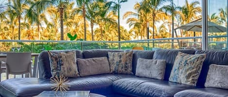 Appartement, Meerdere bedden, toegang tot zwembad, uitzicht op zee (Maritima Playa 1P) | Woonruimte
