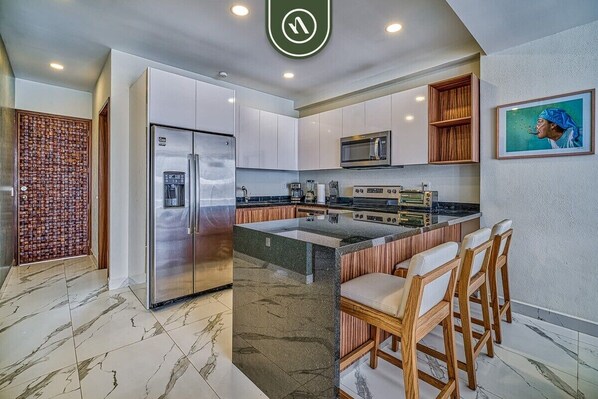 Condo, Multiple Beds, Balcony, Pool View (Quinta San Miguel 502 T2) | Private kitchen