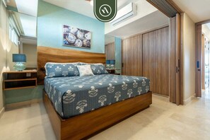 Apartment, 1 King-Bett und Schlafsofa, Whirlpool, Meerblick (Harbor 171 North Tower 804) | 1 Schlafzimmer, individuell dekoriert, individuell eingerichtet