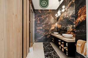 شقة - سرير ملكي مع أريكة سرير - بمطبخ - بمنظر للمحيط (Soho PV 1002 Casa de la Luna) | حمام | مناشف