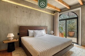 House, Multiple Beds, Patio, City View (Felix Diaz 3B) | 3 bedrooms, individually decorated, individually furnished, bed sheets - Luxury 3 BR House in Downtown - AC - Peaceful (Oaxaca)