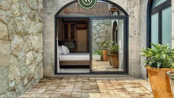 3 habitaciones, decoración personalizada y muebles diferentes