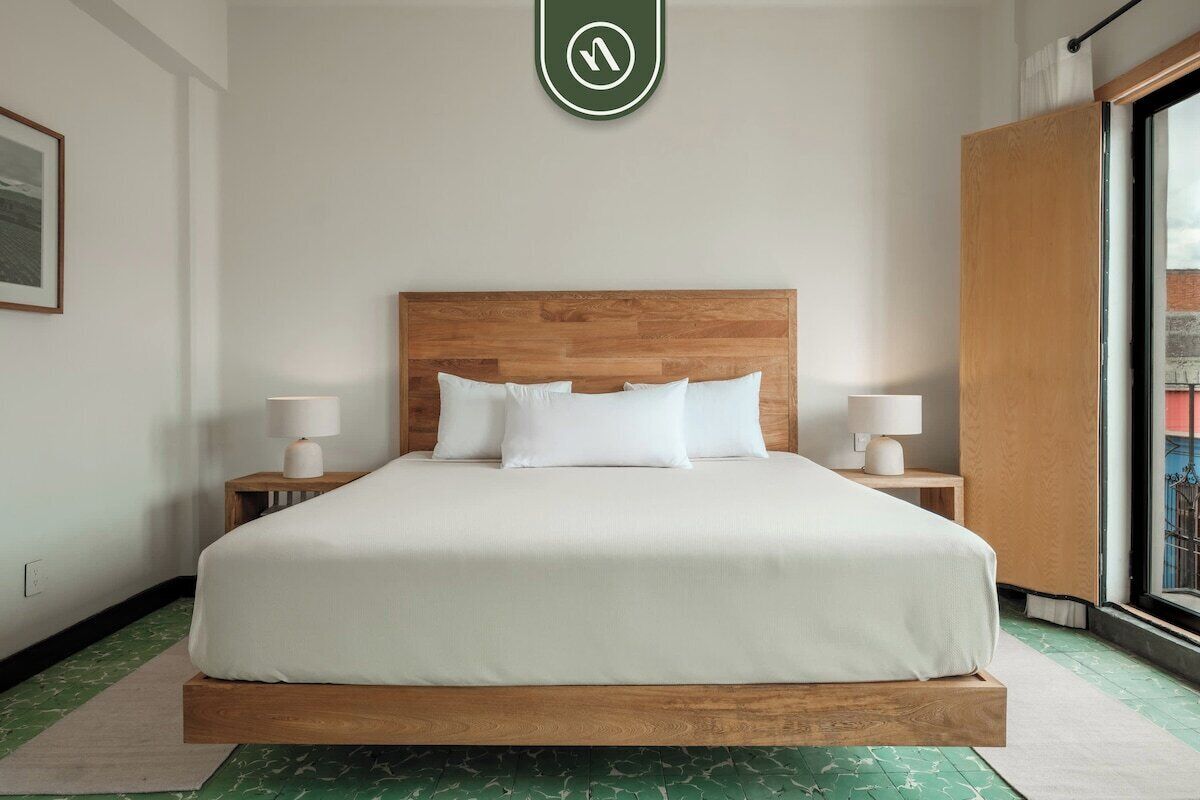 Apartment, Multiple Beds, Patio, City View (Mariano Matamoros 201 Piso 1) | 3 bedrooms, individually decorated, individually furnished, bed sheets