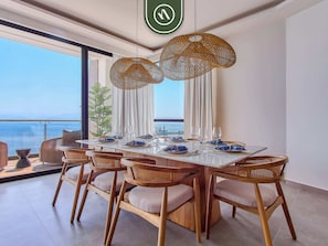 Departamento, varias camas, cocina, vista al océano (Bahiban 404) | Restaurantes