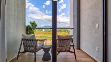 Departamento, varias camas, cocina, vista al océano (Bahiban 404) | Interior