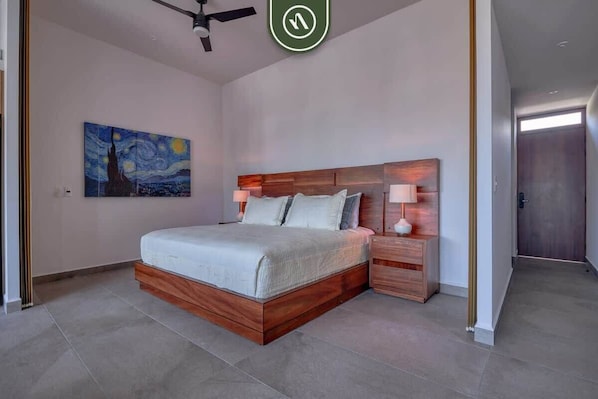 1 habitación, decoración personalizada y muebles diferentes
