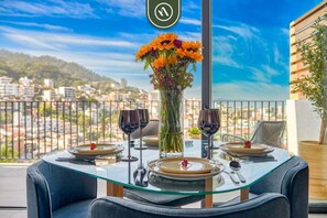 Studio, 1 King Bed, Pool Access, City View (Oasis-810) | Outdoor dining