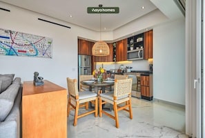 Condo, 1 King Bed with Sofa bed, Hot Tub, Ocean View (Dsire 402) - Luxurious 1BR Condo in Zona Romantica - Pool (Puerto Vallarta)