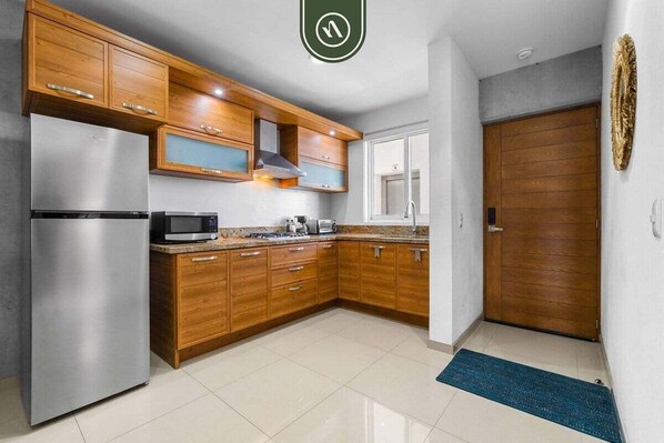 Condo, 1 cama Queen size y sofá cama, balcón, vista a la montaña (Loft 256 502) | Cocina privada
