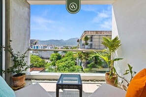 Apartamento, 1 cama de matrimonio con sofá cama, balcón, vistas a la montaña (Loft 256 502) | Interior