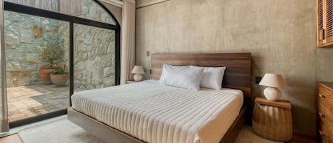 Condo, Multiple Beds, Patio, City View (Privada de FD 3B U1) | 2 bedrooms, individually decorated, individually furnished, bed sheets