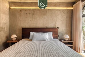Condo, Multiple Beds, Patio, City View (Privada de FD 3B U1) | 2 bedrooms, individually decorated, individually furnished, bed sheets