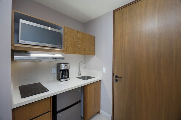 Private kitchen - MIO Residences 306 Ab-2br (Nuevo Nayarit)