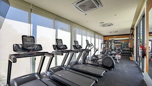 Apartment, Berbilang Katil, Balcony, Ocean View (MIO RESIDENCES 306 AB-2BR) | Kemudahan kecergasan