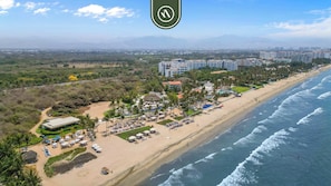 Beach nearby - Luxury 4 BR PH in Marival Hotel With Private Pool (Nuevo Nayarit)
