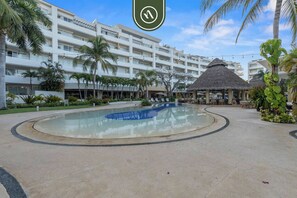 Pool - Luxury 4 BR PH in Marival Hotel With Private Pool (Nuevo Nayarit)