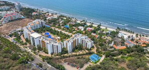 Exterior - Luxury 4 BR PH in Marival Hotel With Private Pool (Nuevo Nayarit)