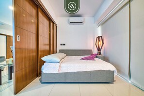 Apartment, 1 Queen Bed with Sofa bed, Kitchen, Ocean View (Zoho Skies T3 703)