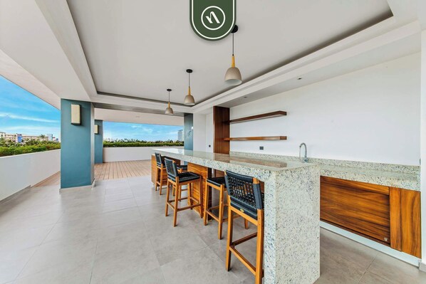 Appartement, 1 queensize bed met slaapbank, keuken, uitzicht op zee (Zoho Skies T3 703) | Interieur