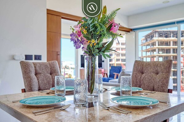 Apartment, 1 Queen Bed with Sofa bed, Kitchen, Ocean View (Zoho Skies T3 703)