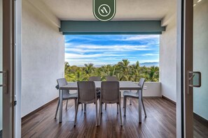Dining - Brand New 1 BR Condo - Pool - Jacuzzi - Gym (Nuevo Nayarit)