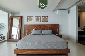 Condo, Multiple Beds, Balcony, Ocean View (Paramount Bay PH 5) | 3 bedrooms, individually decorated, individually furnished, bed sheets