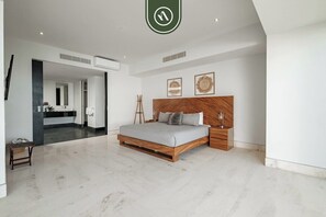 Condo, Multiple Beds, Balcony, Ocean View (Paramount Bay PH 5)