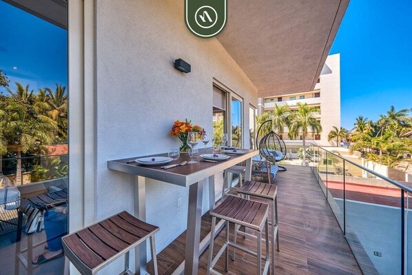 Condo, Multiple Beds, Pool Access, Ocean View (Pavilion Bucerias 205) | Outdoor dining