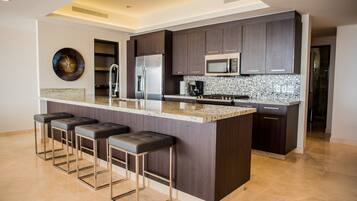 Apartment, Multiple Beds, Balcony, Ocean View (Cascadas de Pedregal Cascadas 711) | Private kitchen | Coffee/tea maker, dining tables