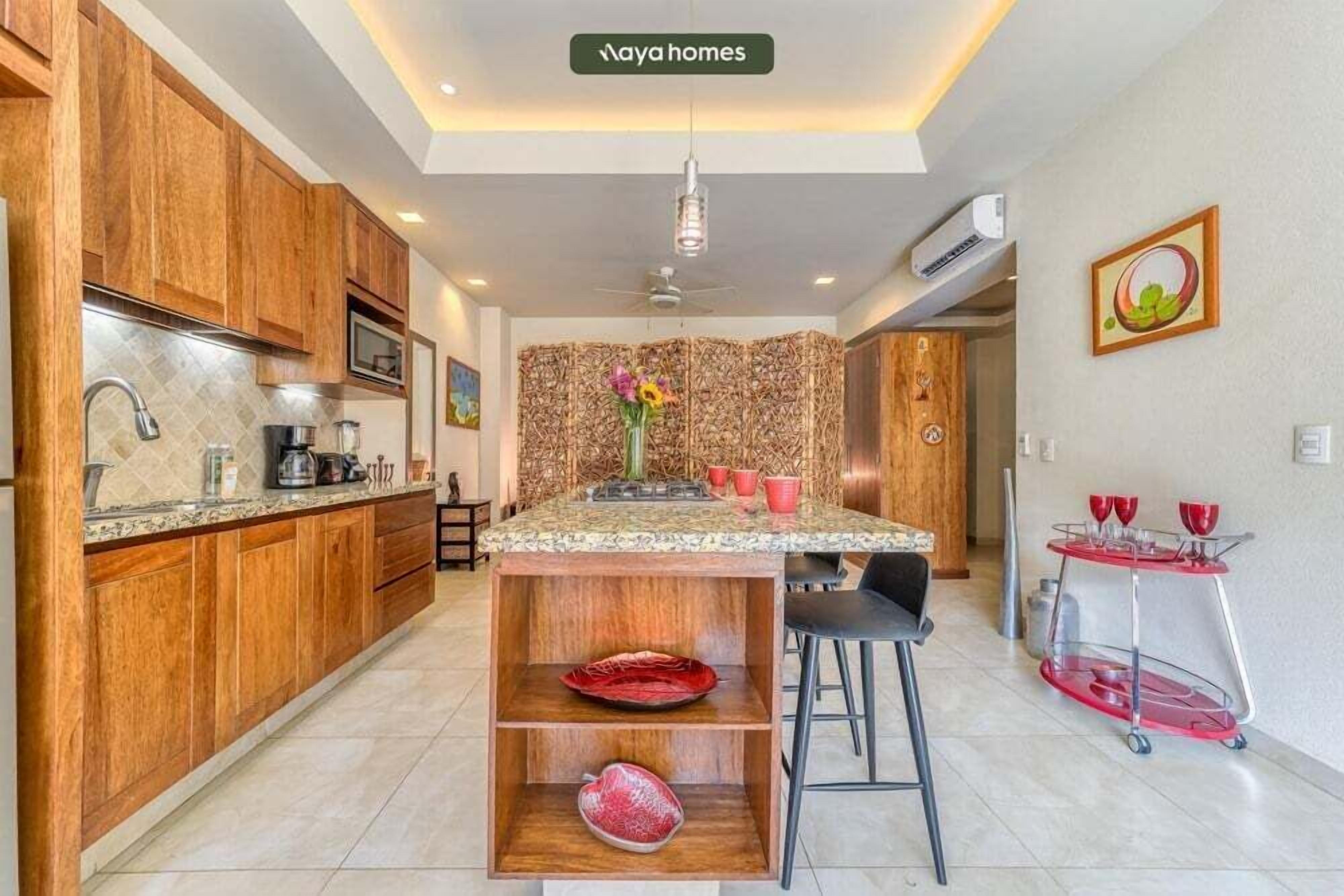 Studio, 1 King Bed, Kitchen, Ocean View (V177 303) | Private kitchen | Coffee/tea maker, dining tables