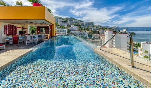 Chic Studio -rooftop Pool - Ocean View - King Bed