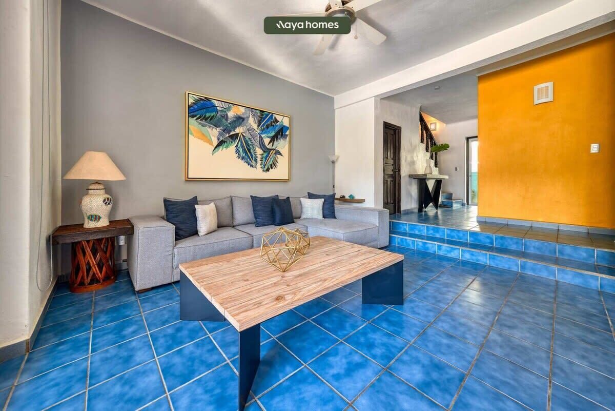 House, Multiple Beds, Kitchen, Beach View (Las Alamandas 7) | Interior