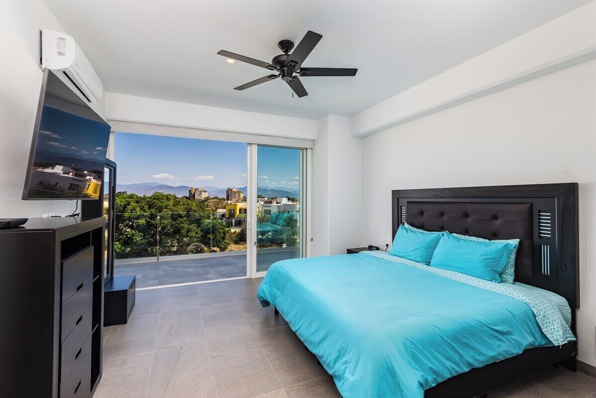 Condo, Multiple Beds, Kitchen, Pool View (Believe Condo Flamingos Believe 302) | 3 bedrooms, individually decorated, individually furnished, bed sheets