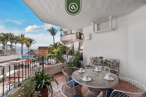 Apartment, Berbilang Katil, Kitchen, Ocean View (Vista del sol 215) | Tempat makan luar