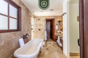 別墅, 多張床, 可使用泳池, 海景 (Hacienda Encantada Villa 2518) | 浴室 | 提供毛巾