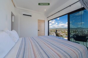 2 bedrooms, individually decorated, individually furnished, bed sheets - Amazing Apt With City View - Rooftop Pool (Cabo San Lucas)