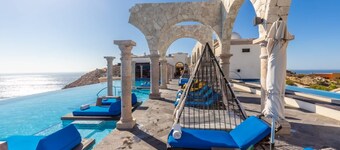 Amazing Villa With 3BR - Private Pool
