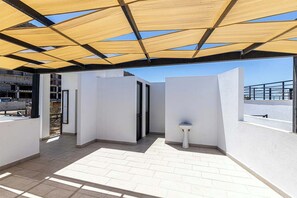 Terrace/patio - Amazing 2BR Condo With Rooftop Pool - BBQ (Cabo San Lucas)