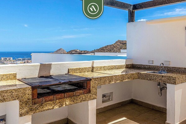 Apartment, Multiple Beds, Balcony, Ocean View (HD3-202) | Property grounds