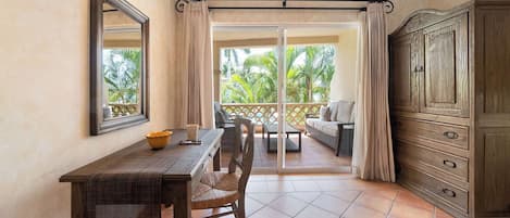 Appartamento, letti multipli, balcone, vista oceano parziale (Las Mañanitas LM C208) | Interni