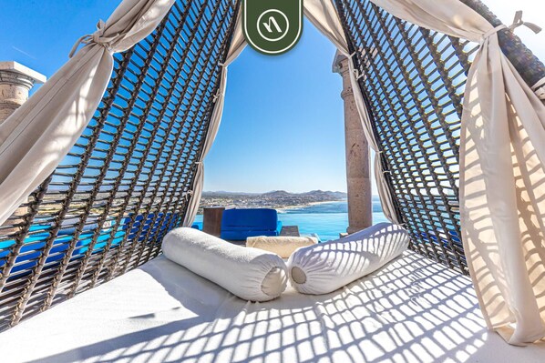 Condo, Multiple Beds, Balcony, Ocean View (Hacienda Encantada 2709) | Property grounds