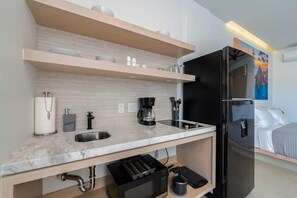 2 bedrooms, individually decorated, individually furnished, bed sheets - Amazing Studio - Terrace Overlooking the Marina (Cabo San Lucas)