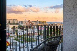 公寓, 多张床, 阳台 (605 Tower-302/01 Lockoff) | 客房景观