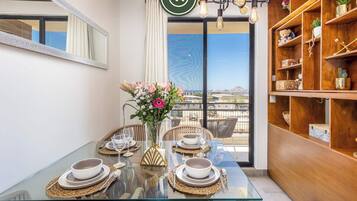Townhome, 2 Queen Beds, Kitchen, Ocean View (Camino del Mar 731) | Dining