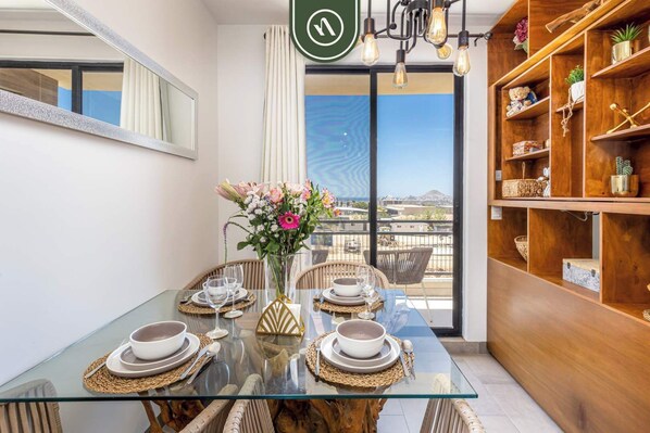 Townhouse, 2 Tempat Tidur Queen, dapur, pemandangan samudra (Camino del Mar 731) | Tempat makan