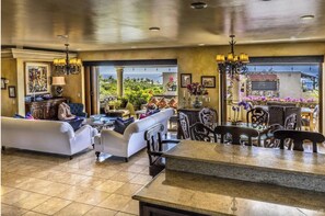 Interior - Casa de Gio - Amazing 3 Beds With Great View (Cabo San Lucas)