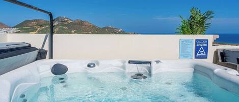 Resortwoning, Meerdere bedden, terras, uitzicht op zee (Copala 71) | Outdoor spabad