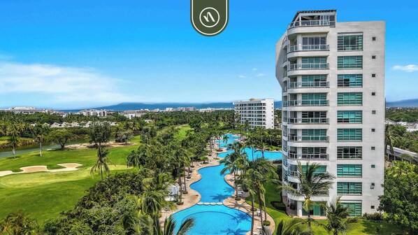 Exterior - Stylish 2 BR Condo - Pools - Golf - Membership (Nuevo Nayarit)