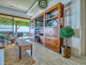 Interior - Luxury 4 BR Condo - Private Beachfront Deck With Pool (Nuevo Nayarit)