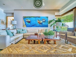 Apartment, Mehrere Betten, Küche, Meerblick (DelCanto Torre D 8GH) | Wohnbereich